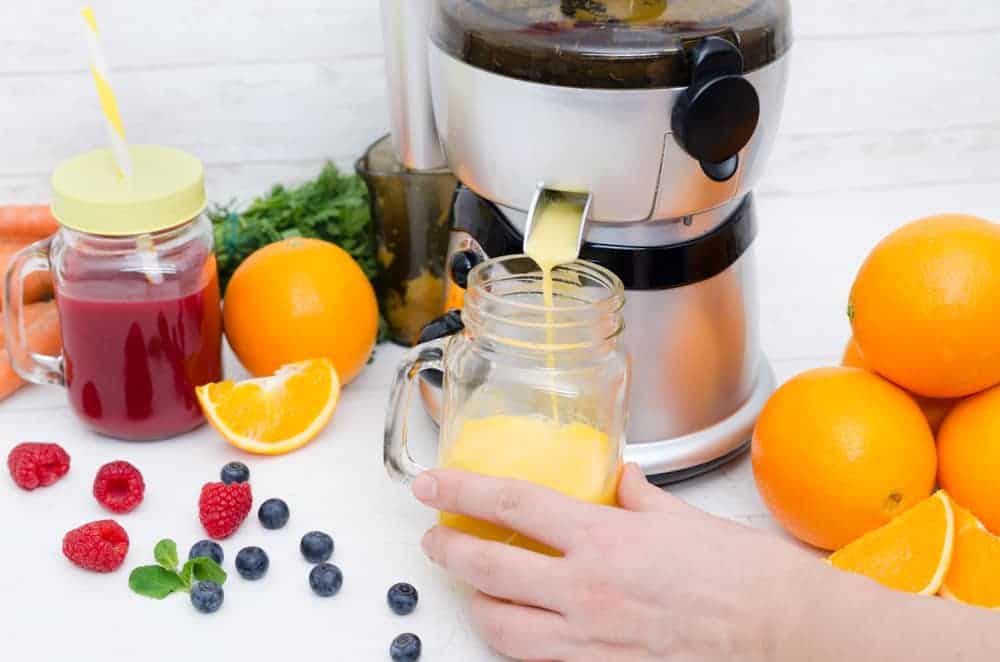 Top 12 Best Juicer for Under 200 ! Smart Choice & Affordable Juicers